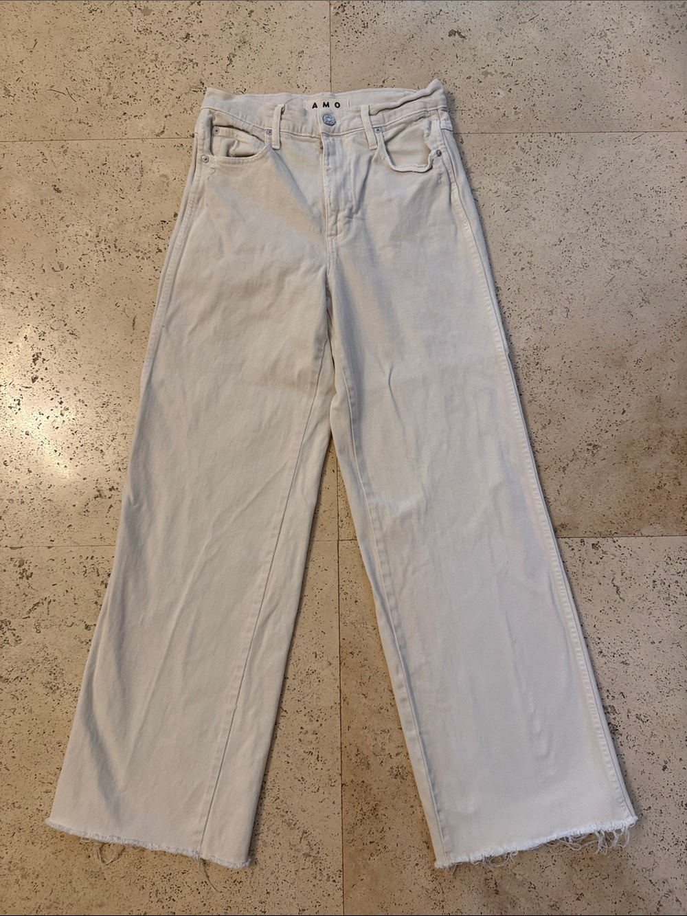AMO Wide-Leg High-Rise Jeans in Off-White